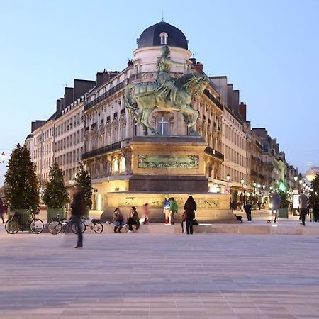 Le Cocon Central D'Orléans Exteriör bild